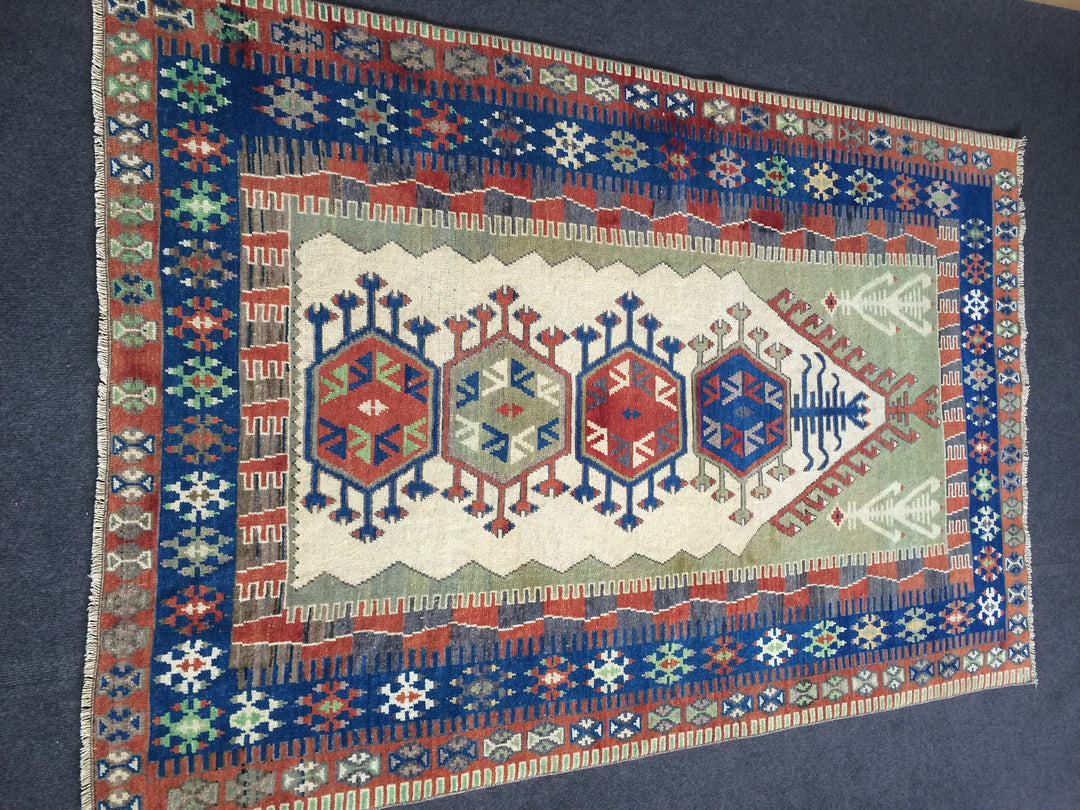Turkish Oushak Rug 4' 2" x 6' 5" Hand-Knotted detail