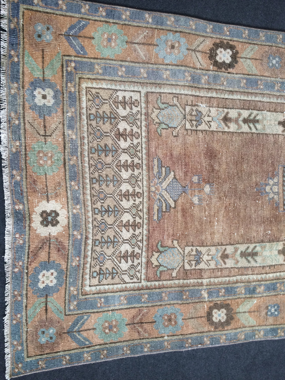 Rust Turkish Oushak Rug Hand-Knotted close-up