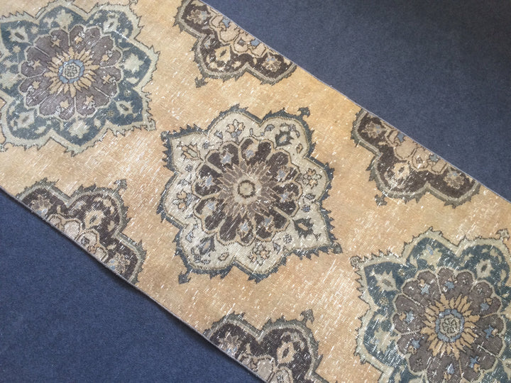 Turkish Runner Rug 2' 11" x 9' 8" Hand-Knotted view 9