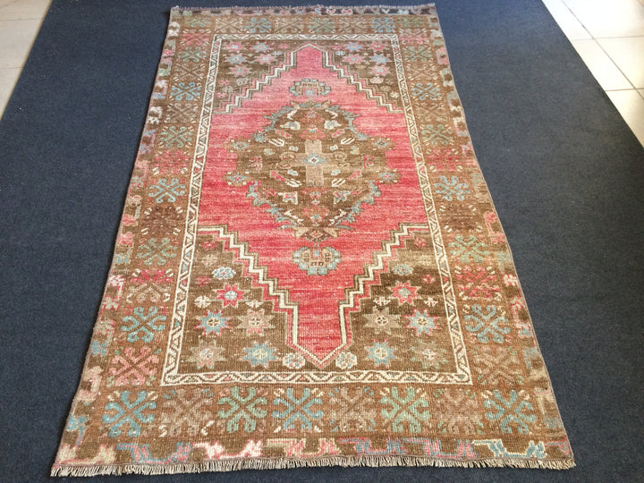 Pink Turkish Oushak Runner Rug 2'7" x 9'10" Hand-Knotted view