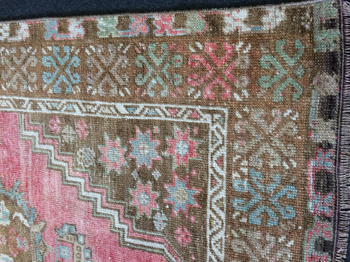 Pink Turkish Oushak Runner Rug 2'7" x 9'10" Hand-Knotted field