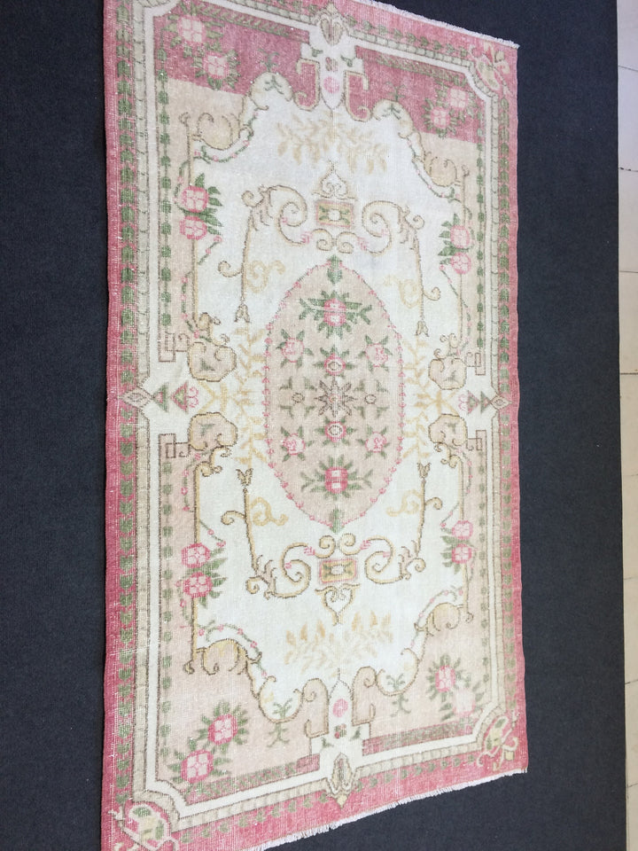 Pink Turkish Oushak Runner Rug 2'7" x 9'8" Hand-Knotted border