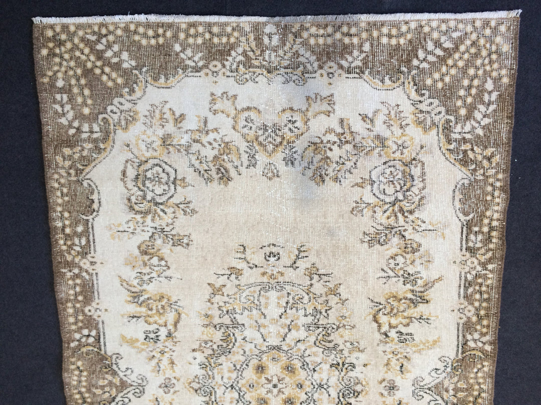 Rust Turkish Runner Rug 4' x 6' 11" Hand-Knotted border
