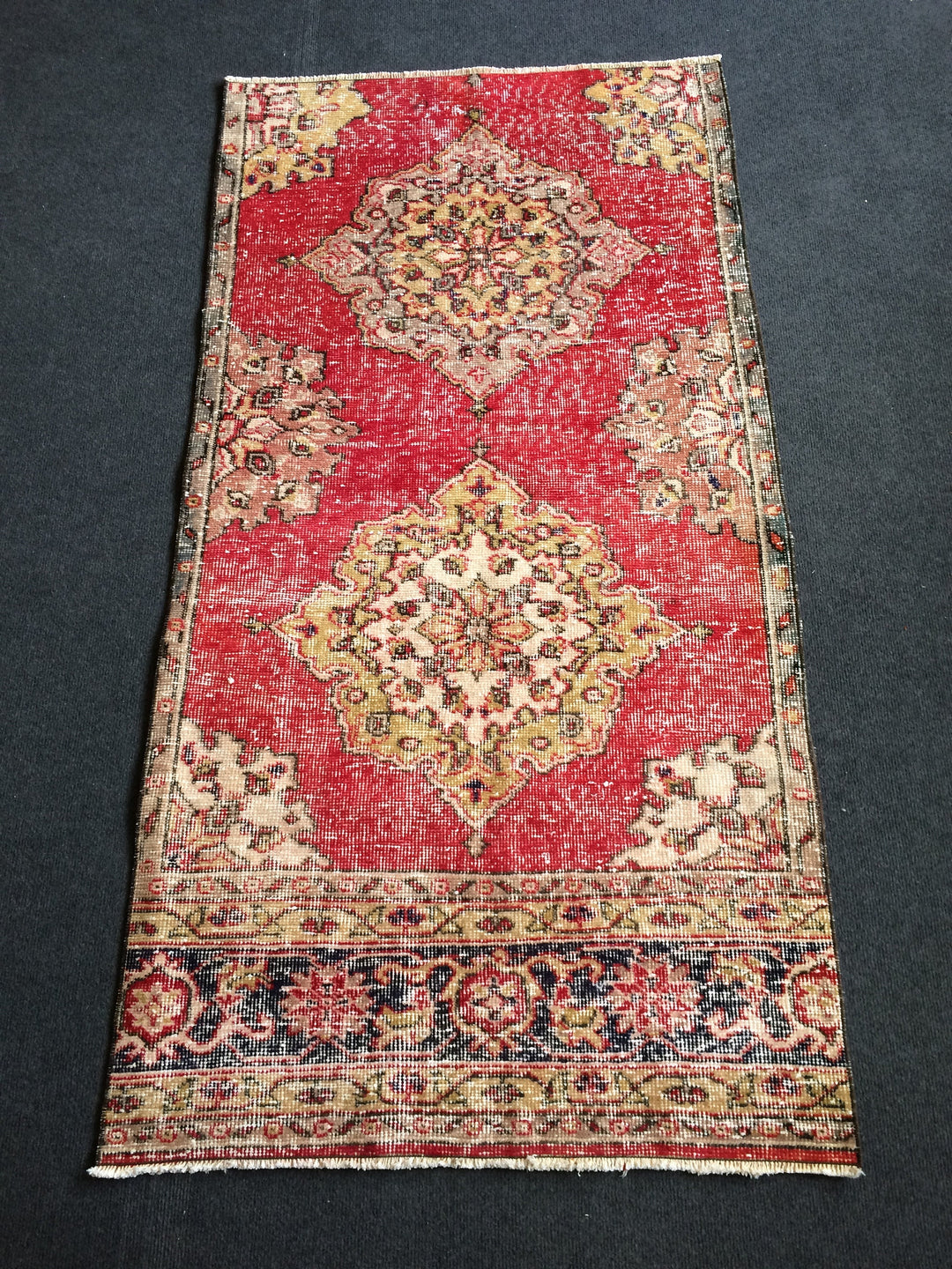 Turkish Oushak Rug 2'6" x 4'1" Hand-Knotted