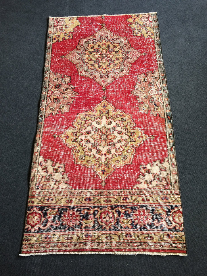 Turkish Oushak Rug 2'6" x 4'1" Hand-Knotted