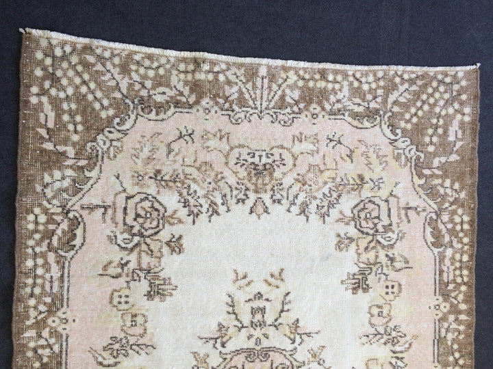Turkish Oushak Rug 2'7" x 10'1" Hand-Knotted pattern