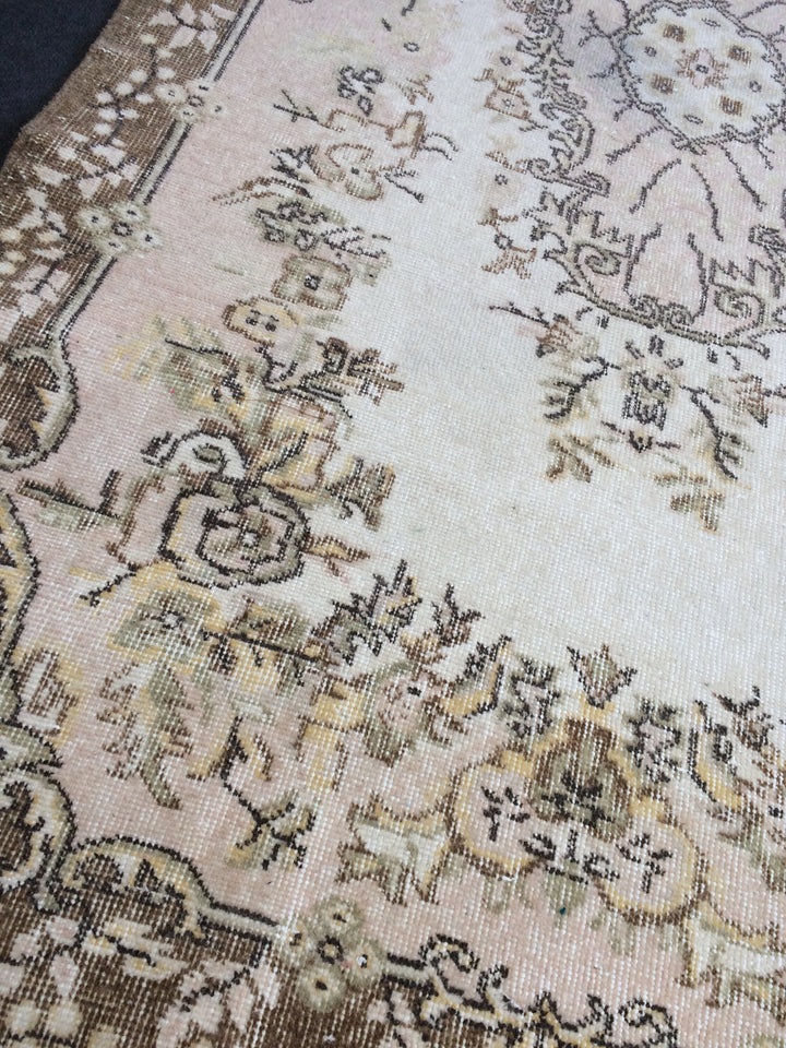 Turkish Oushak Rug 2'7" x 10'1" Hand-Knotted view 9