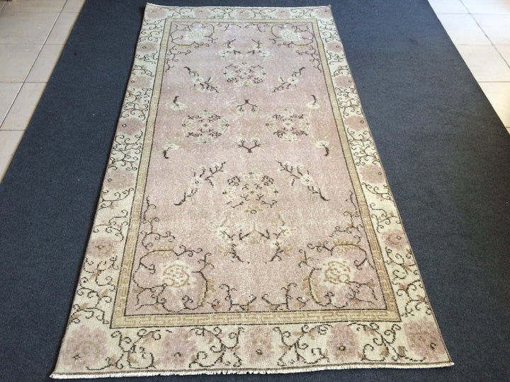 Turkish Oushak Rug 2'6" x 9'10" Hand-Knotted detail