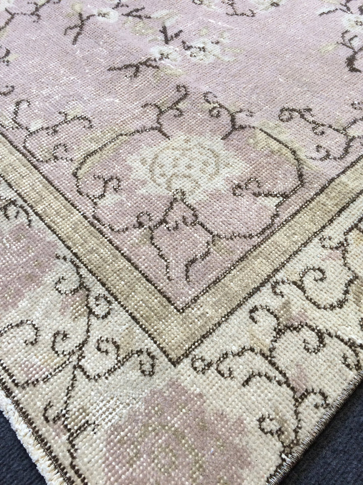Turkish Oushak Rug 2'6" x 9'10" Hand-Knotted field