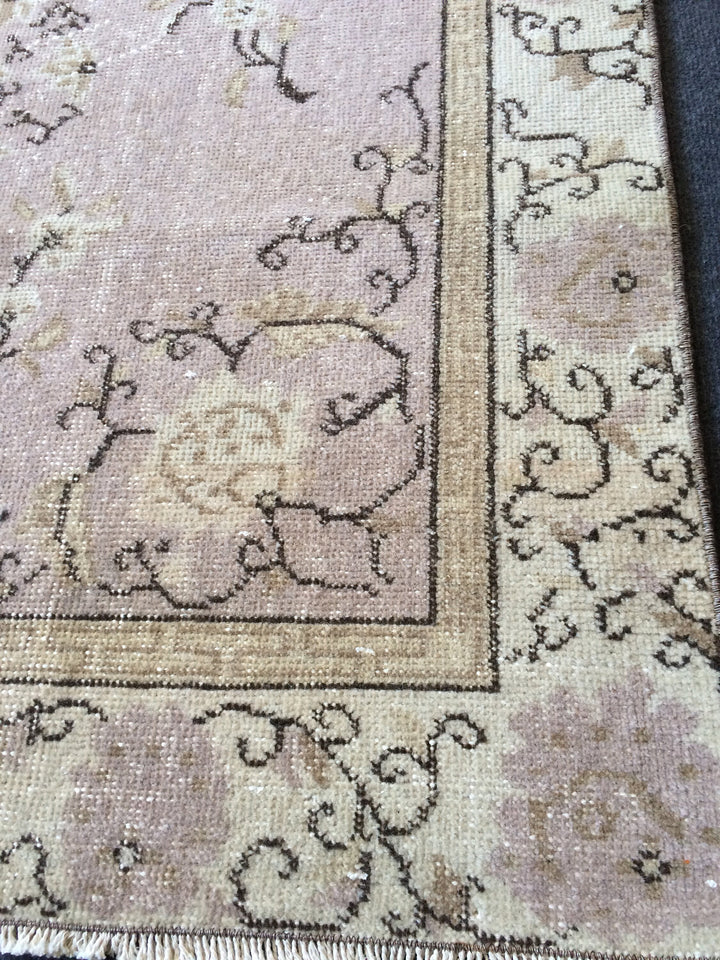 Rust Turkish Oushak Rug 2'8" x 9'11" Hand-Knotted texture