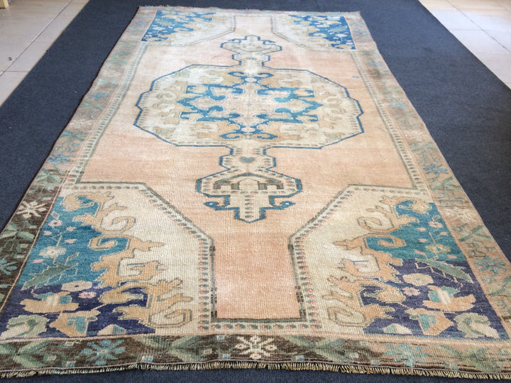 Turkish Oushak Rug Hand-Knotted