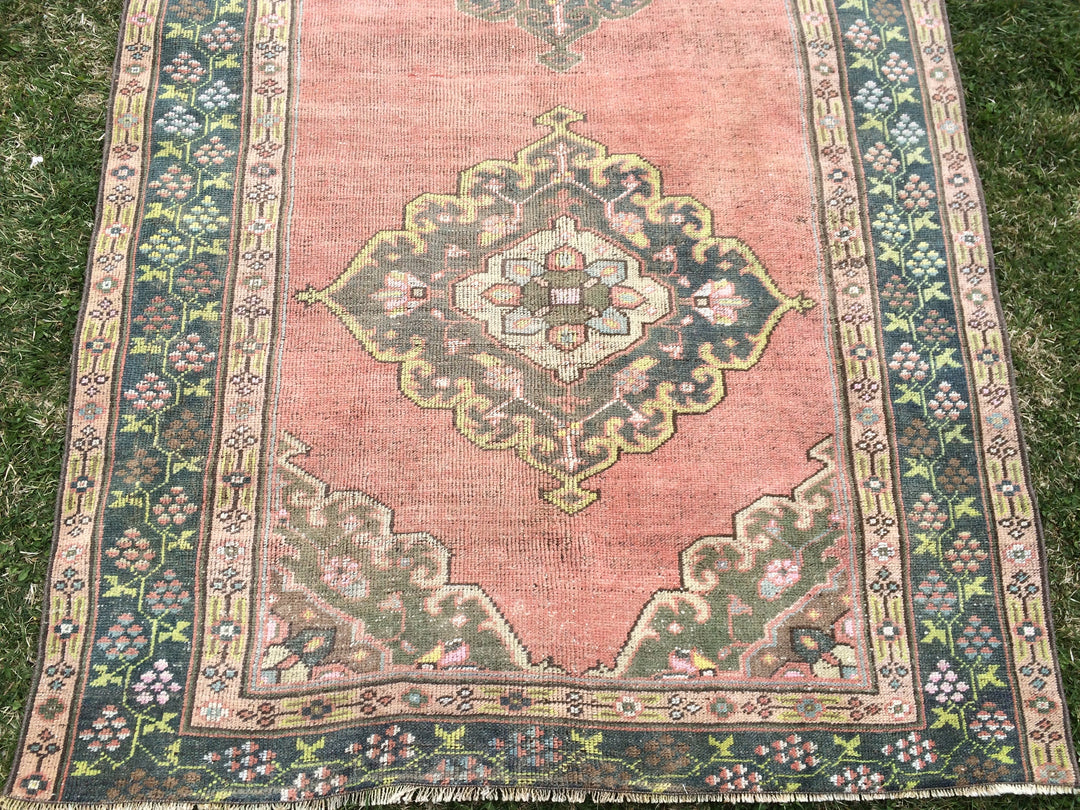 Turkish Oushak Rug 5' x 10' 4" Hand-Knotted close-up