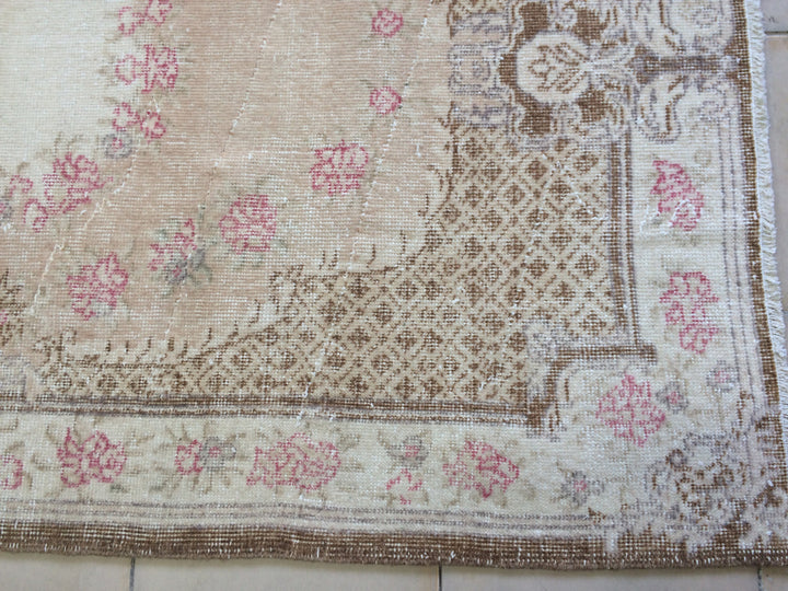 Rust Turkish Runner Rug 4' x 7' Hand-Knotted close-up