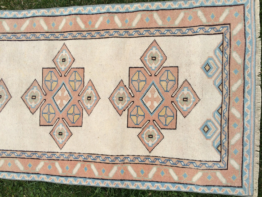 Beige Turkish Runner Rug 3' x 8' Hand-Knotted field