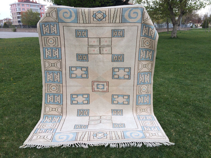 Beige Turkish Oushak Rug 5' x 8' Hand-Knotted