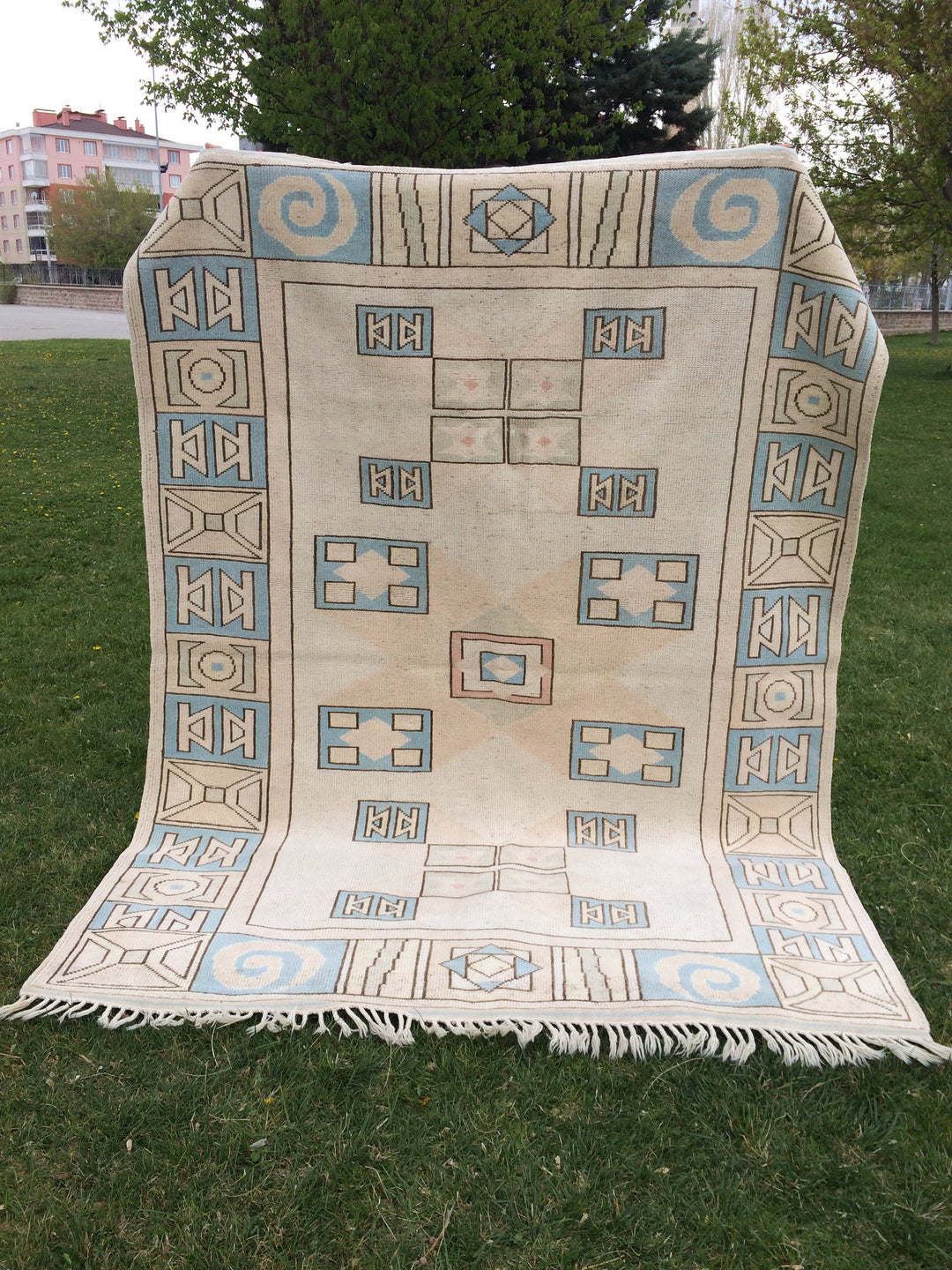 Beige Turkish Oushak Rug 5' x 8' Hand-Knotted view 9
