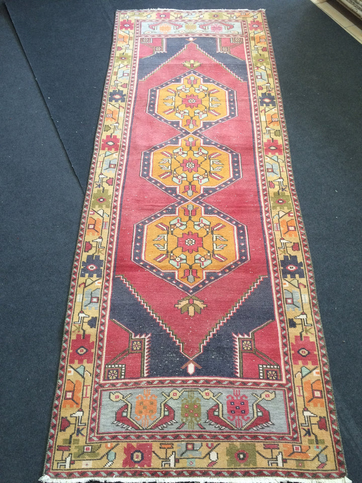 Beige Turkish Runner Rug 3' x 9' 4" Hand-Knotted border