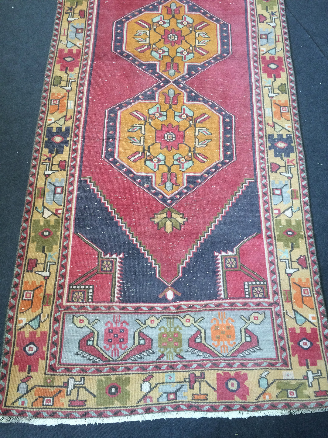 Beige Turkish Runner Rug 3' x 9' 4" Hand-Knotted close-up