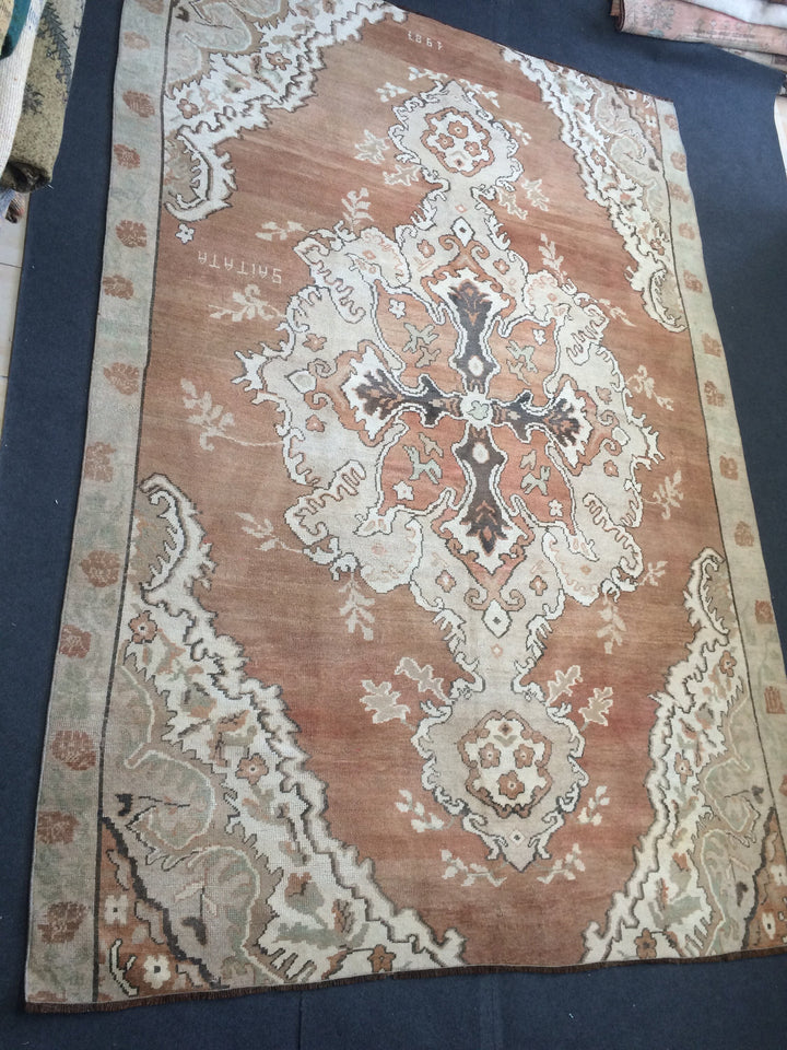 Brown Runner Rug 7' x 10' 6" - No. WR37506