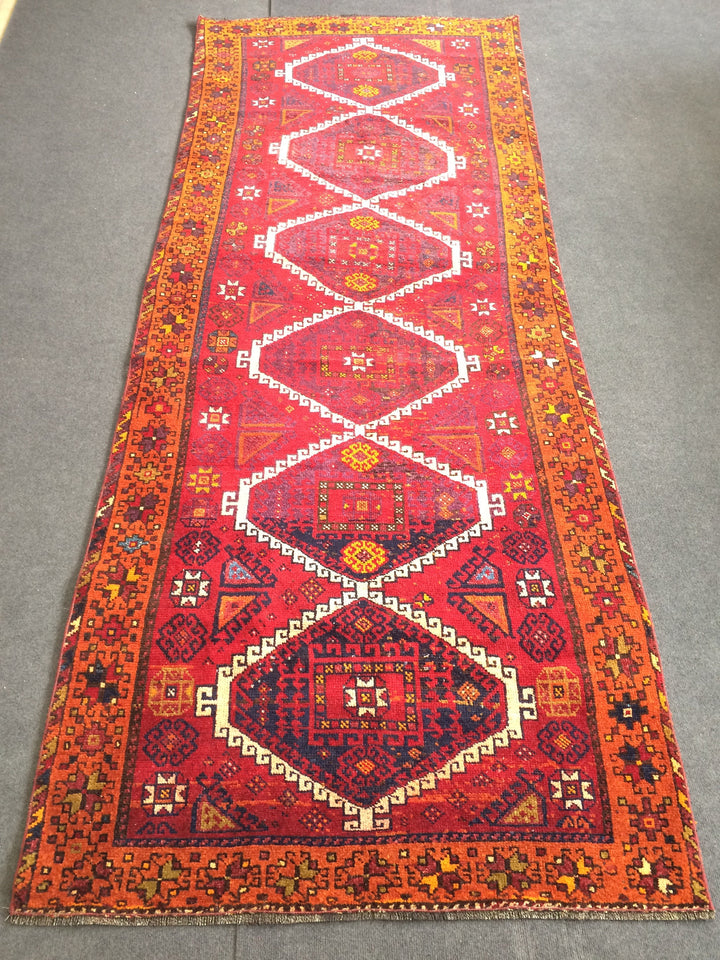 Beige Turkish Runner Rug 3' 11" x 9' 10" Hand-Knotted view