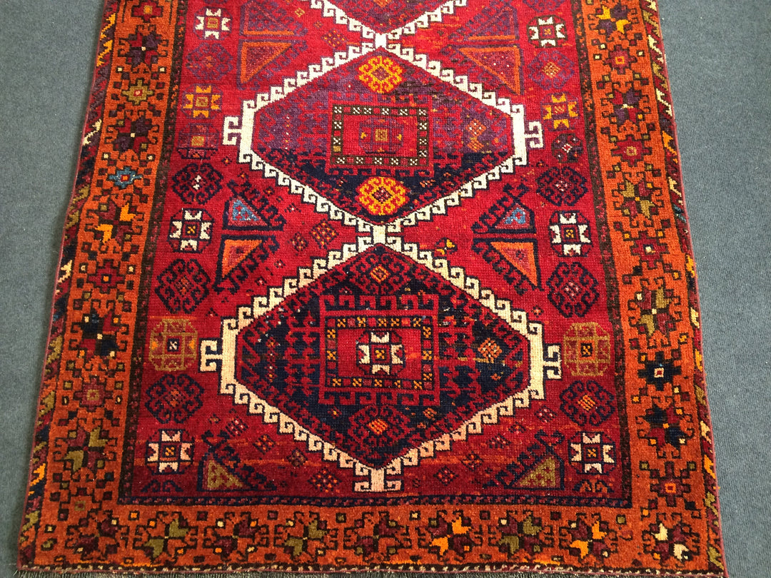 Beige Turkish Runner Rug 3' 11" x 9' 10" Hand-Knotted close-up