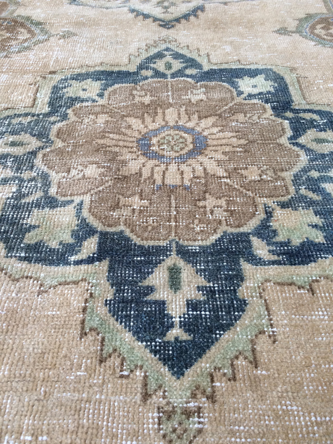 Beige Turkish Runner Rug 3' x 9' Hand-Knotted field