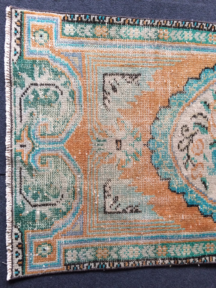 Beige Turkish Distressed Runner Rug 2' 10" x 5' Hand-Knotted | No. WR37080