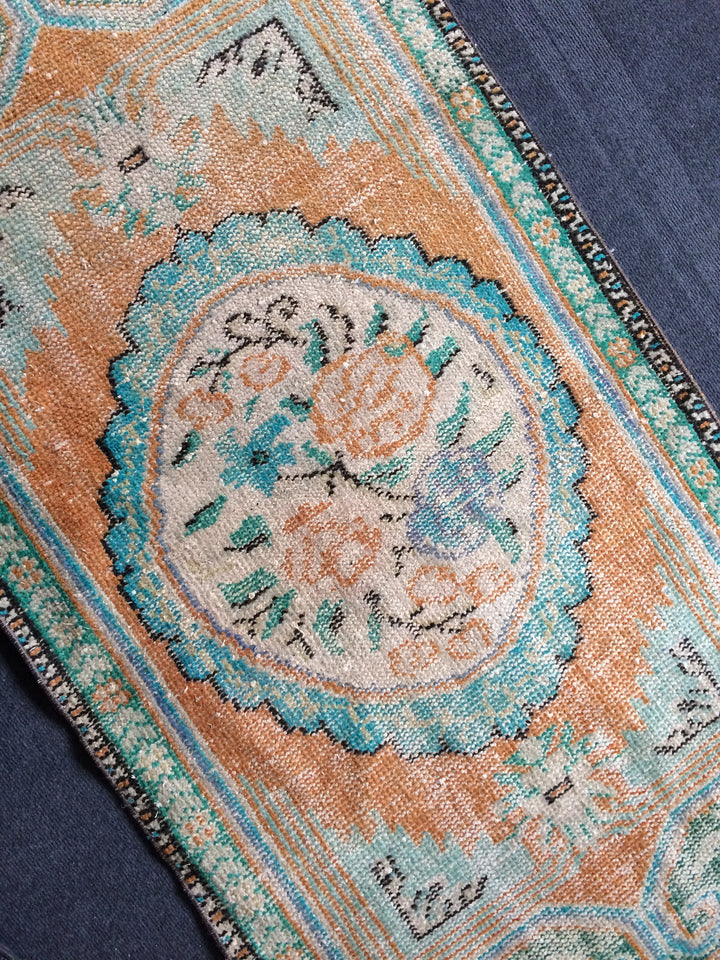 Beige Turkish Distressed Runner Rug 2' 10" x 5' Hand-Knotted | No. WR37080
