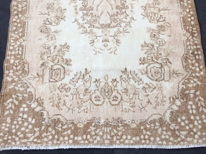 Rust Turkish Runner Rug 4' x 7' Hand-Knotted close-up