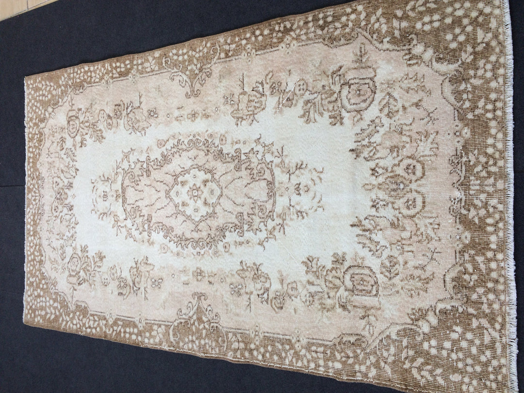 Rust Turkish Runner Rug 4' x 7' Hand-Knotted pattern