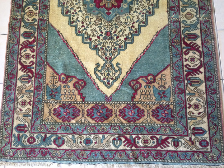 Tan Turkish Oushak Rug 4' 5" x 7' Hand-Knotted border