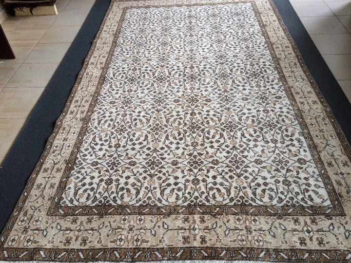 Rust Turkish Oushak Rug Hand-Knotted