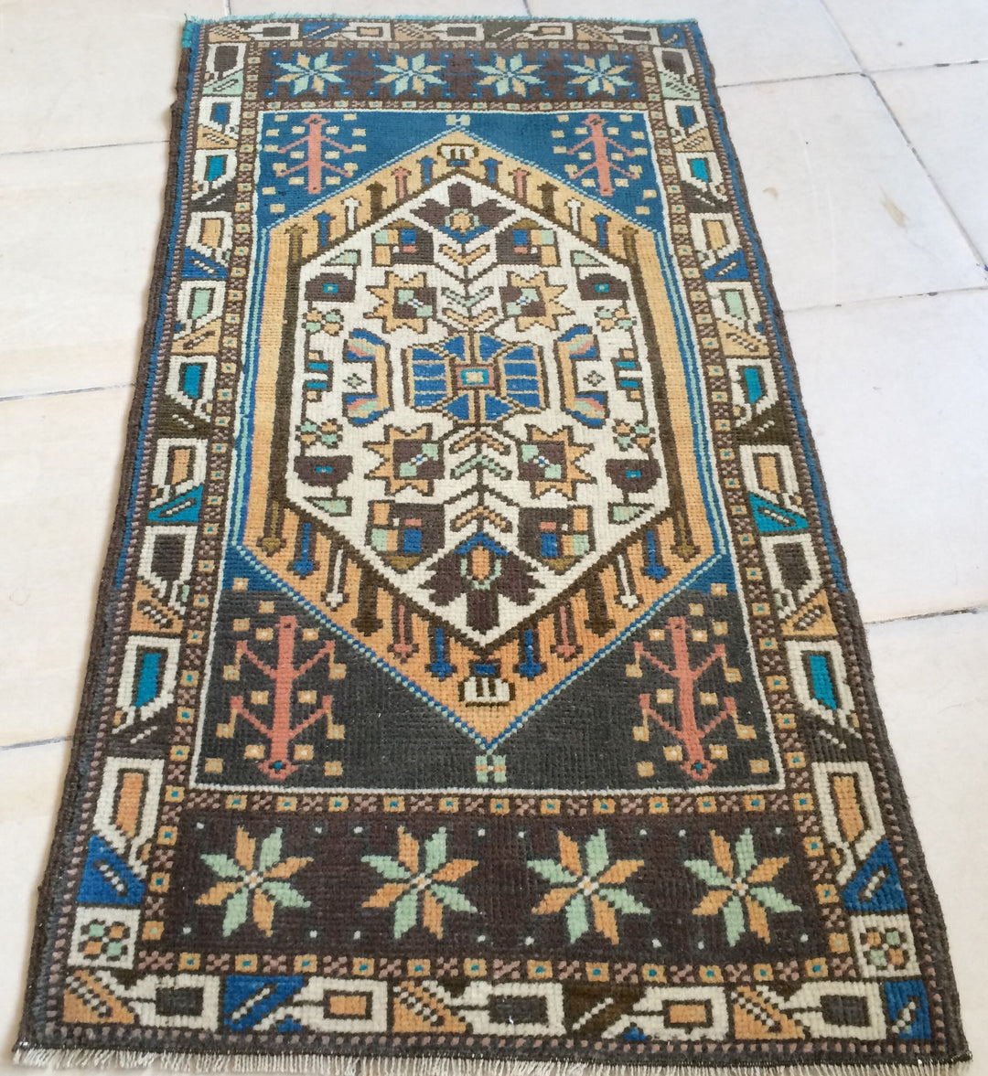 Turkish Oushak Rug 2'7" x 9'10" Hand-Knotted