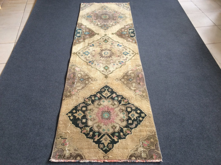 Turkish Oushak Rug Runner Hand-Knotted detail
