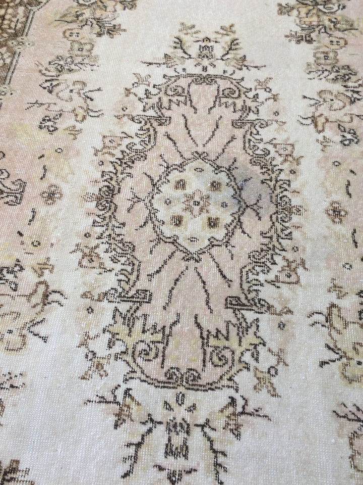 Turkish Oushak Rug 2'7" x 10'1" Hand-Knotted reverse