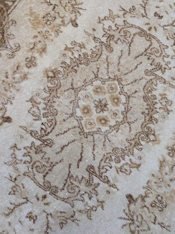 Turkish Oushak Runner Rug 2'8" x 9'9" Hand-Knotted reverse