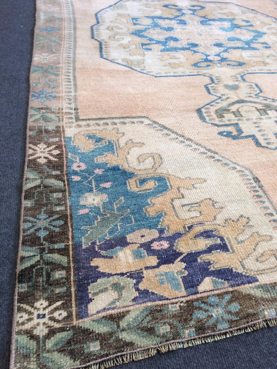 Turkish Oushak Rug Hand-Knotted view 9