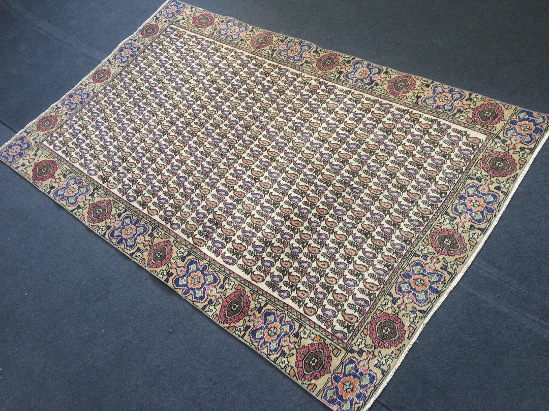 Turkish Oushak Rug Hand-Knotted