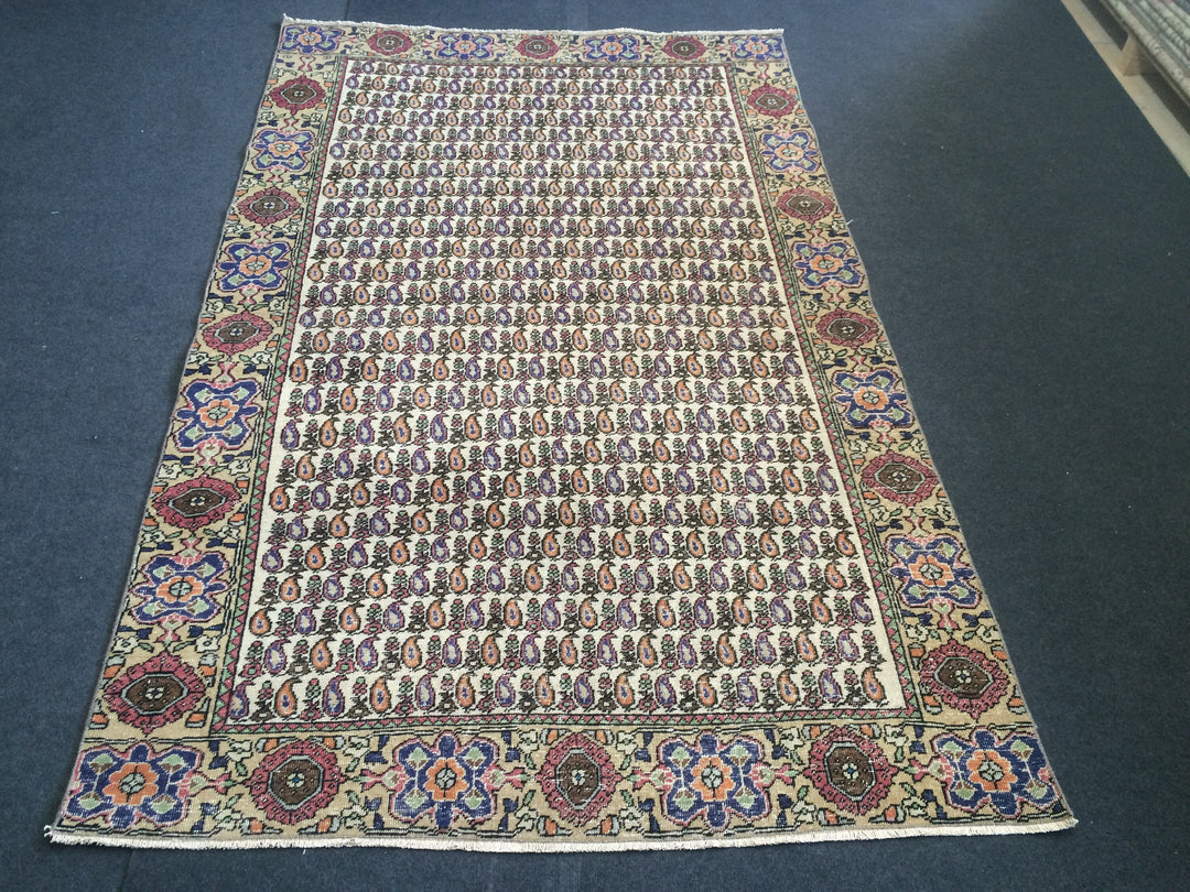 Turkish Oushak Rug Hand-Knotted view
