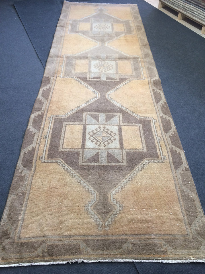 Beige Turkish Runner Rug 3' 10" x 12' 2" Hand-Knotted detail