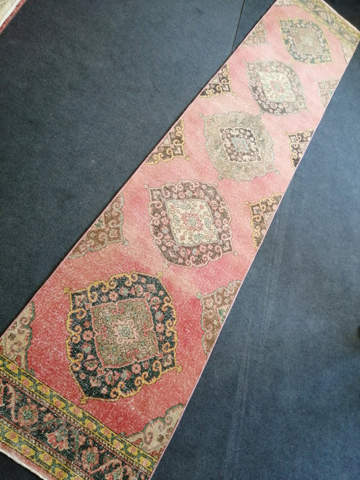 Turkish Runner Rug 2' 10" x 13' 6" Hand-Knotted texture