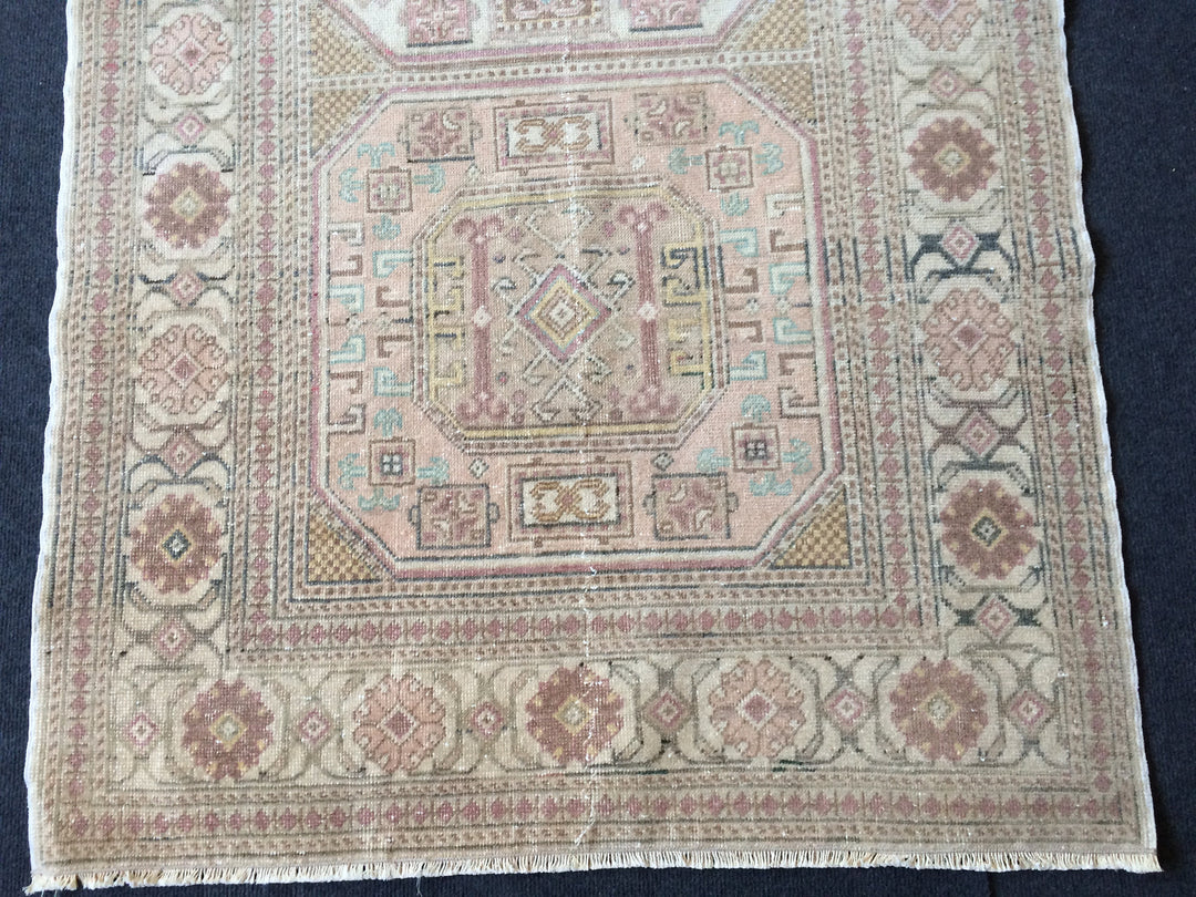 Rust Turkish Oushak Rug Hand-Knotted border
