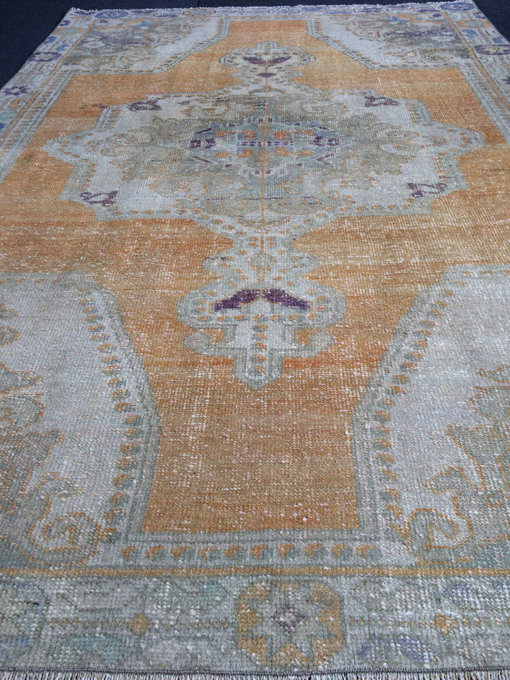 Turkish Oushak Runner Rug 2'7" x 9'10" Hand-Knotted border