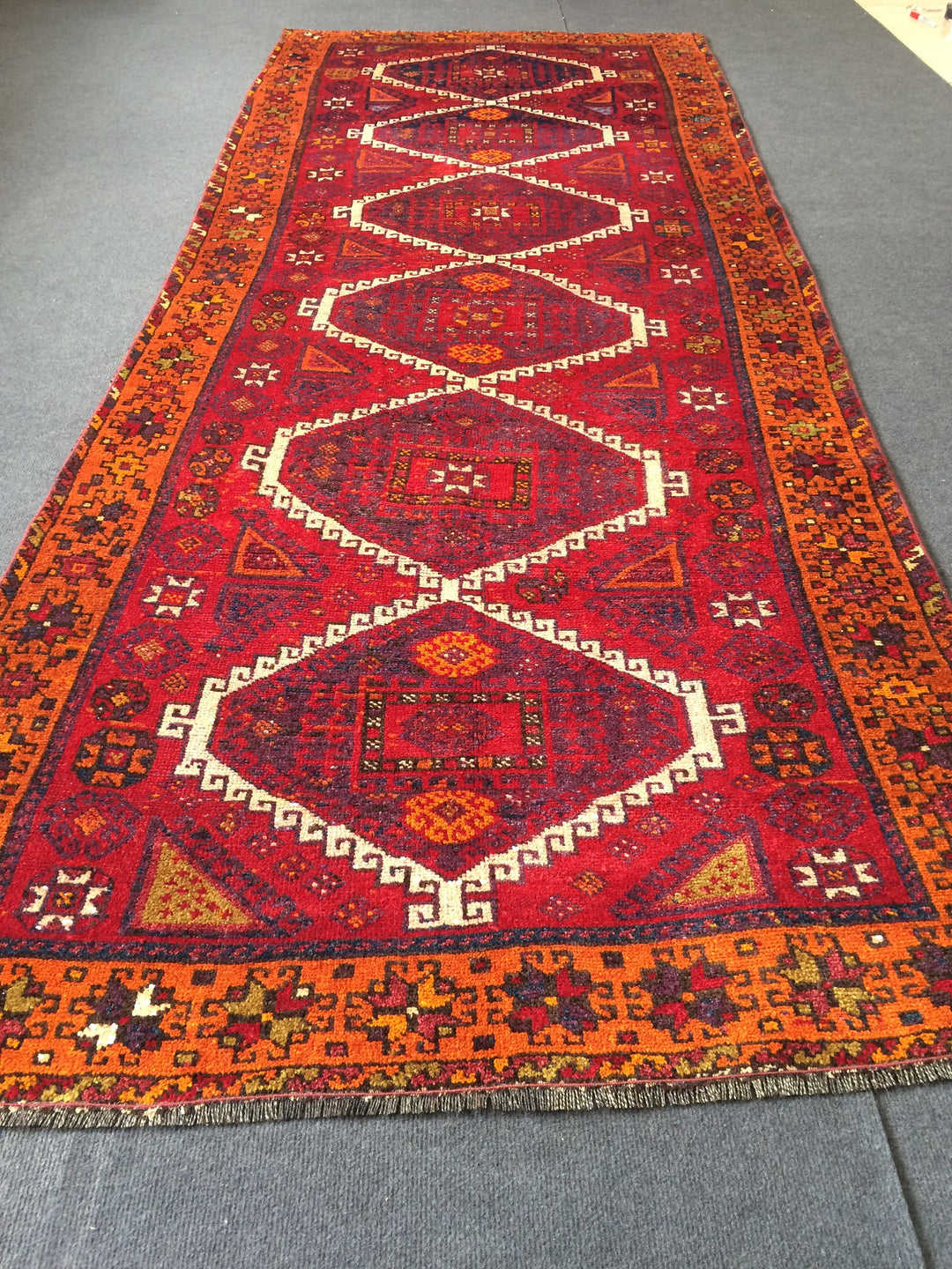 Beige Turkish Runner Rug 3' 11" x 9' 10" Hand-Knotted border
