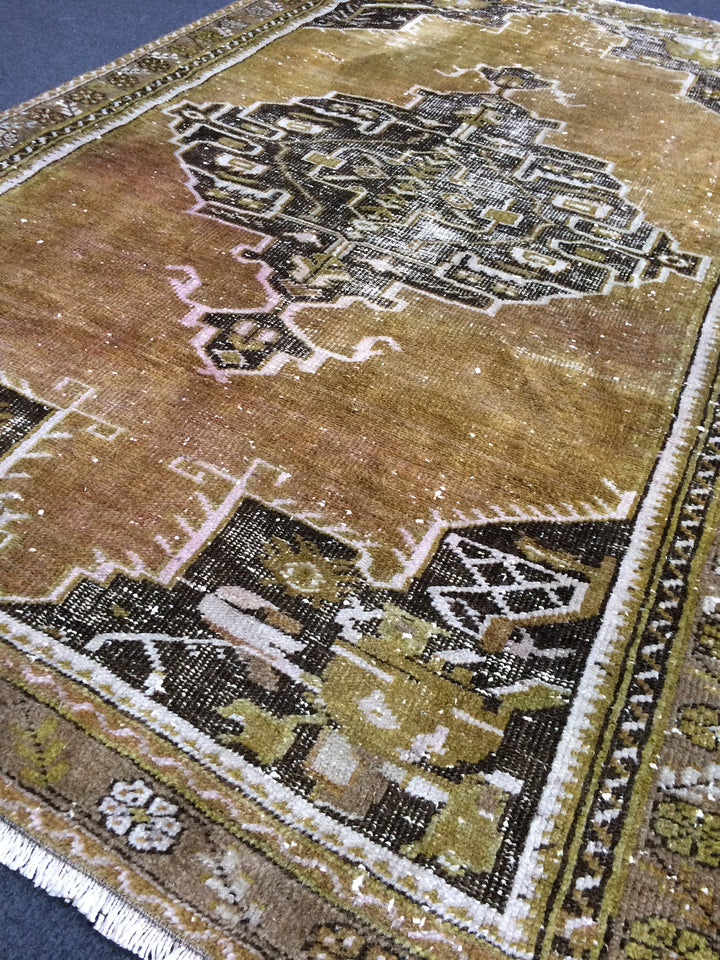Beige Turkish Runner Rug 3' 11" x 6' Hand-Knotted reverse