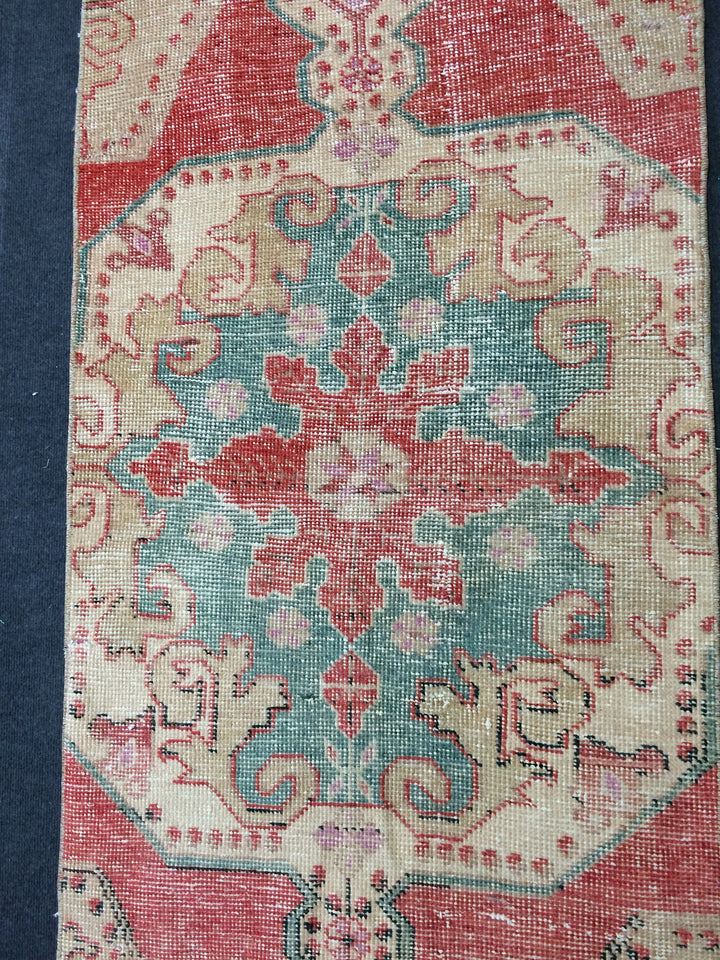 Beige Turkish Runner Rug 2' 7" x 7' 2" Hand-Knotted field