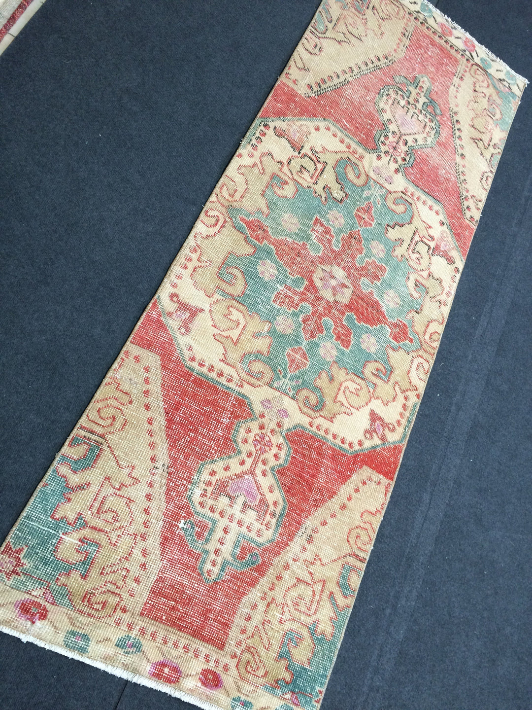 Beige Turkish Runner Rug 2' 7" x 7' 2" Hand-Knotted texture