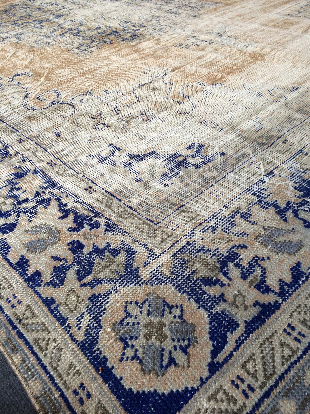 Beige Turkish Runner Rug 7' 8" x 11' Hand-Knotted | No. WR69073