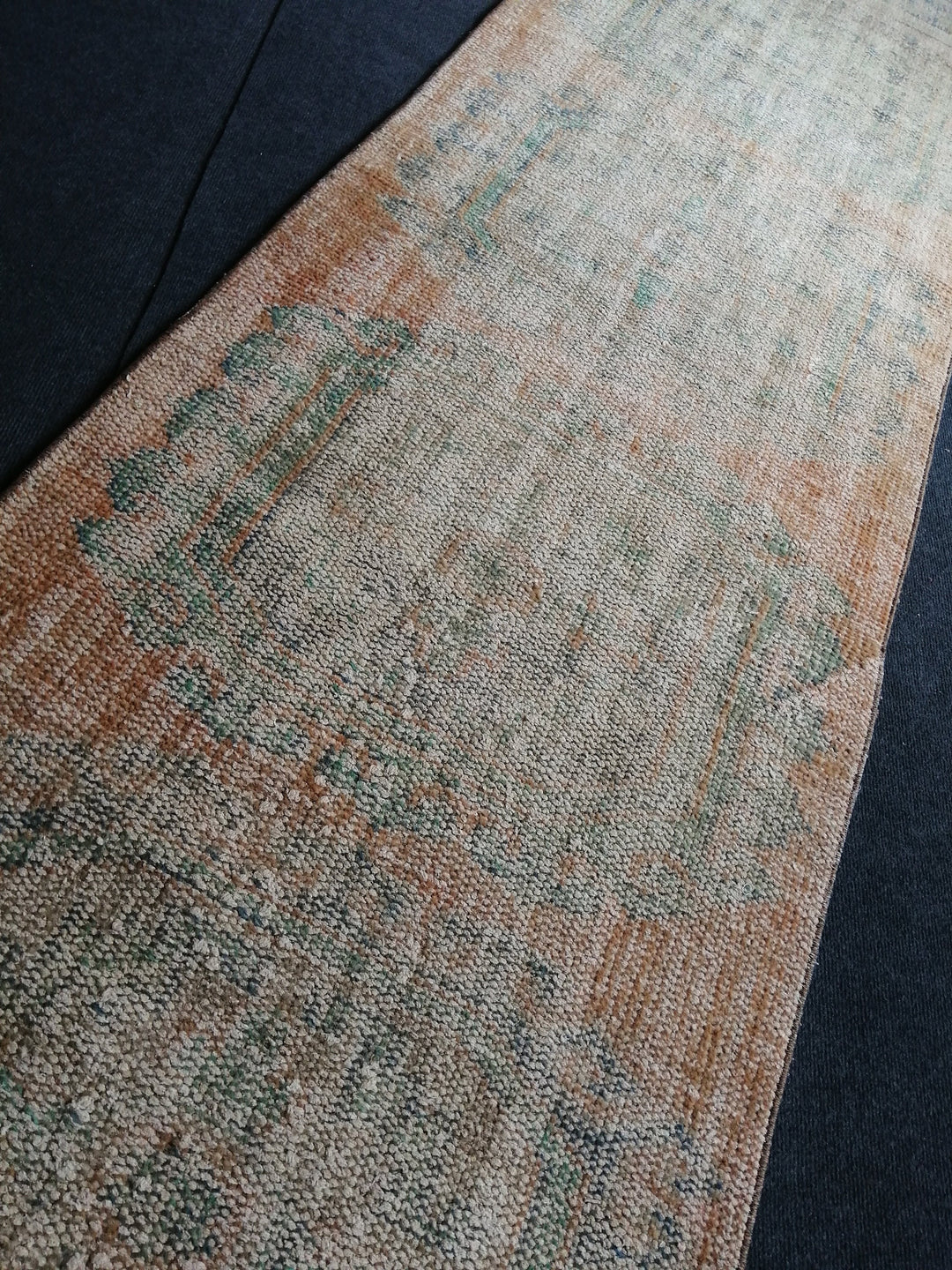 Beige Turkish Runner Rug 2' 10" x 11' Hand-Knotted detail