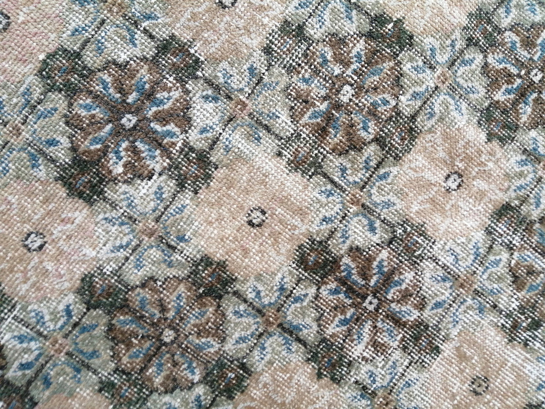 Beige Turkish Oushak Rug 4' x 7' Hand-Knotted reverse